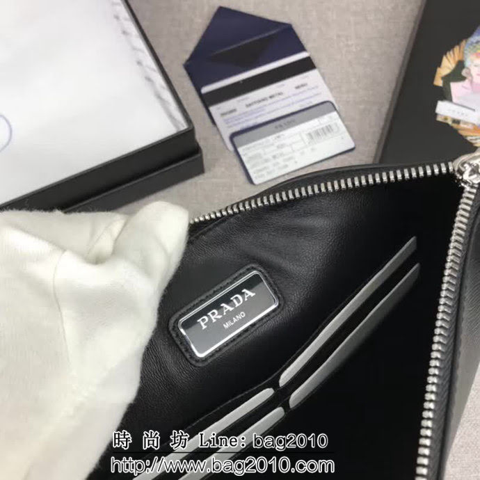 PRADA普拉達 官網同步 專櫃最新款 頂級原單十字紋牛皮 男士手包 2NG005 DD1934